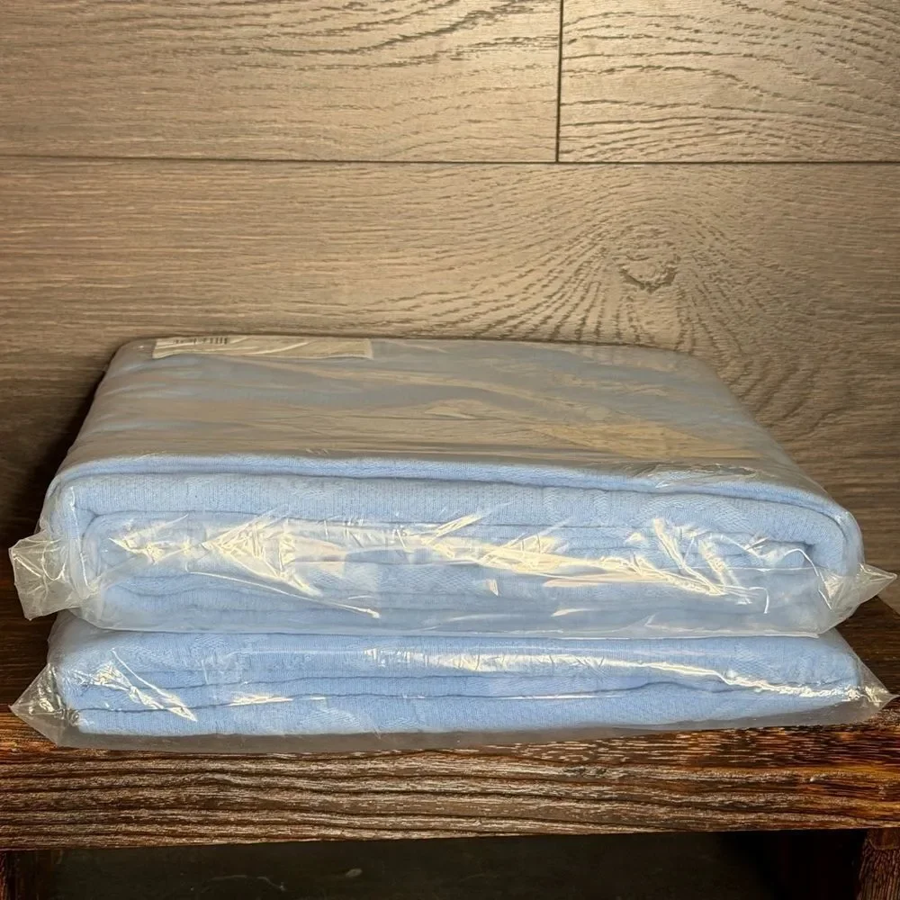 The Company Store Putnam Cotton Matelassé Shams (2), King. Corn Flower Blue. NWT